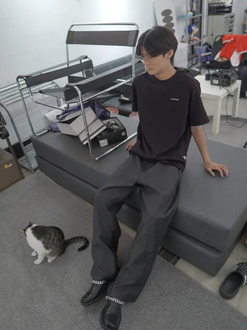 “MADE 𝗚𝘂𝗯𝗮𝗻 " 定番 灰色  寬鬆 直筒 設計 硬挺 高腰 西裝褲