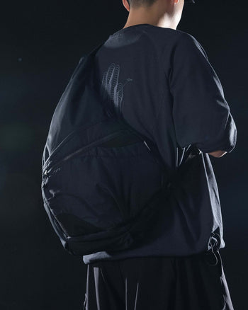 OCTO GAMBOL® / S25 Octo x Lonely.crocodile Curved Scale Crossway Bag