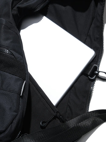 OCTO GAMBOL® / S25 Octo x Lonely.crocodile Curved Scale Crossway Bag