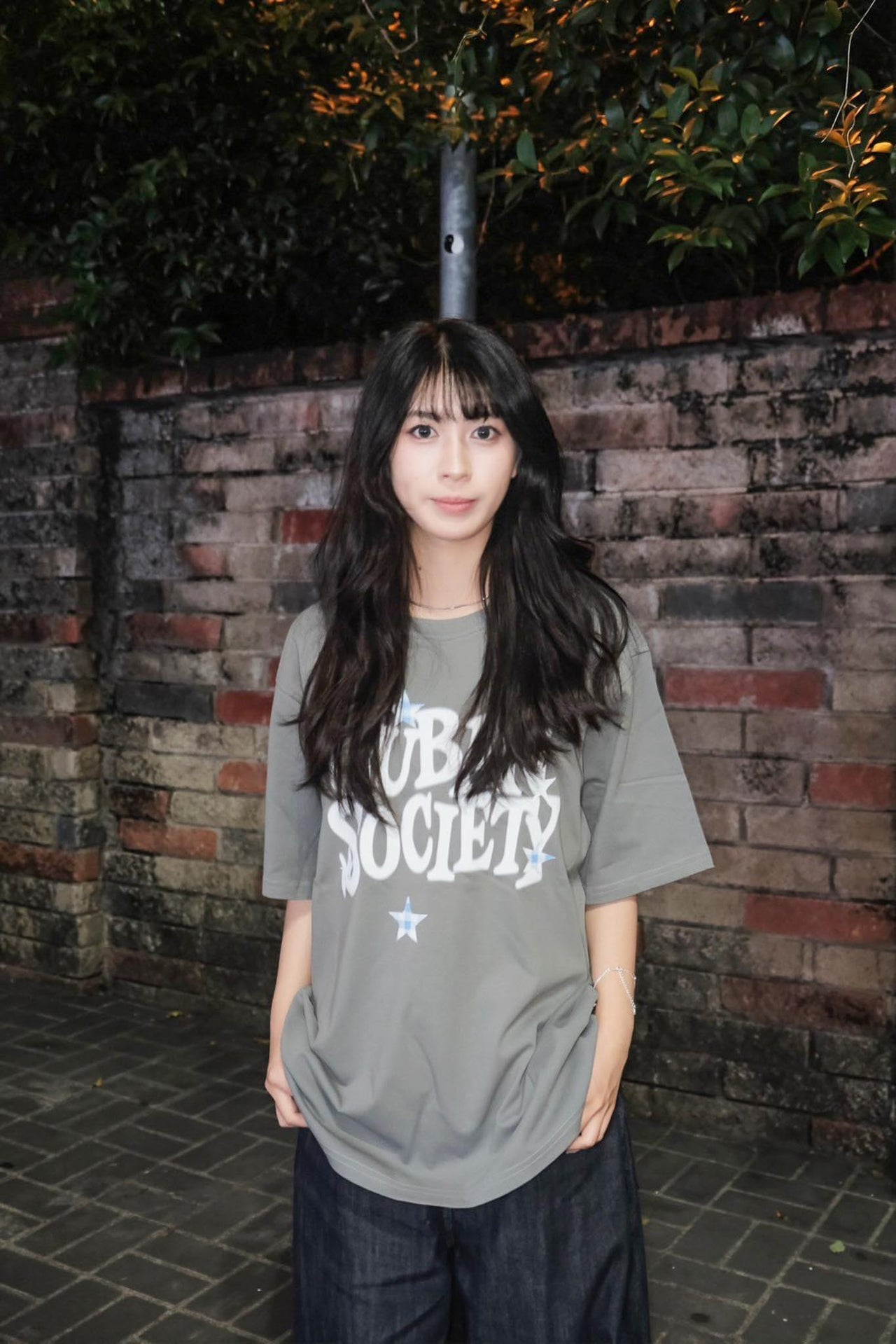 “MADE 𝗚𝘂𝗯𝗮𝗻 " 晃動字體 星星 模糊 塗鴉 街頭 260G 個性 短袖