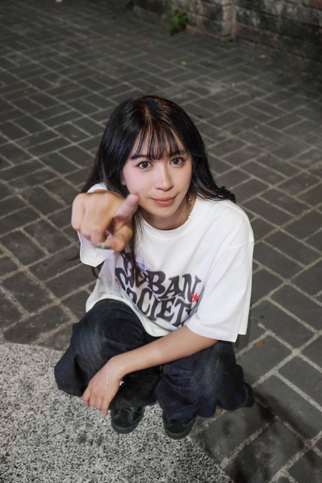 “MADE 𝗚𝘂𝗯𝗮𝗻 " 晃動字體 星星 模糊 塗鴉 街頭 260G 個性 短袖