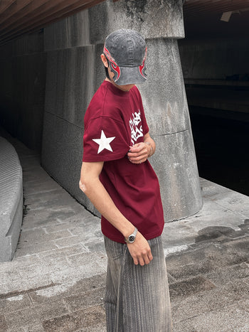 “MADE 𝗚𝘂𝗯𝗮𝗻 " 塗鴉 街頭 星星 寬鬆 BOXY 涼感 短袖