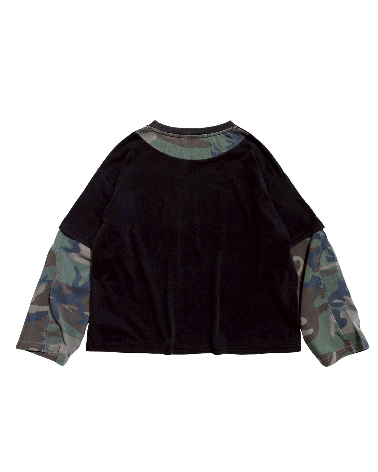 E’TREALOUEST 25FW  Camo logo Long Sleeve