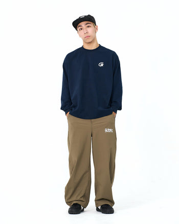 " MADE 𝗚𝘂𝗯𝗮𝗻 " 功能性星星 小Logo 星星長袖上衣