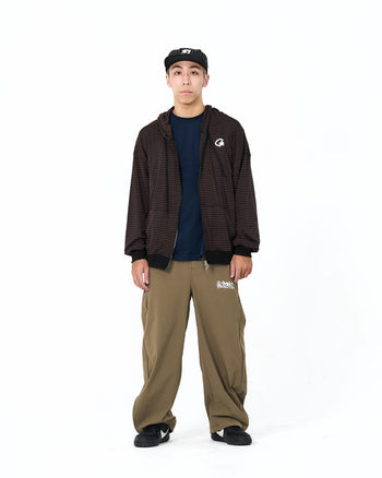 “MADE 𝗚𝘂𝗯𝗮𝗻 " 速乾 彎刀 闊腿 街頭 街舞 休閒 運動褲