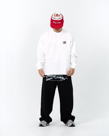 " MADE 𝗚𝘂𝗯𝗮𝗻 " 功能性星星 小Logo 星星長袖上衣