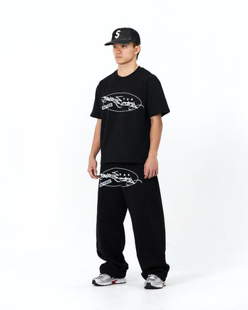 " MADE 𝗚𝘂𝗯𝗮𝗻 " 塗鴉 原創 街頭 派對班底 短袖上衣