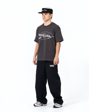 " MADE 𝗚𝘂𝗯𝗮𝗻 " 塗鴉 原創 街頭 派對班底 短袖上衣