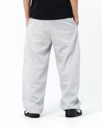 “MADE 𝗚𝘂𝗯𝗮𝗻 " 運動 休閒 街頭 塗鴉 直筒 棉褲