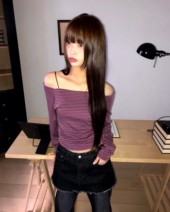 條紋露肩長袖T卹