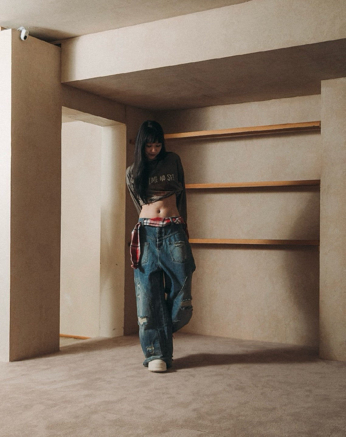 E’TREALOUEST - P-R98 25SS 藍色水洗破壞反面牛仔褲