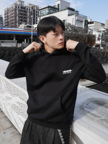 " MADE 𝗚𝘂𝗯𝗮𝗻 " 星星人重磅絨毛寬鬆長袖帽T