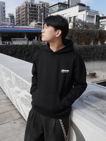 " MADE 𝗚𝘂𝗯𝗮𝗻 " 星星人重磅絨毛寬鬆長袖帽T