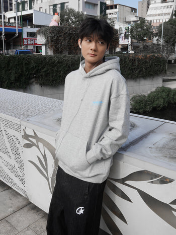 " MADE 𝗚𝘂𝗯𝗮𝗻 " 星星人重磅絨毛寬鬆長袖帽T