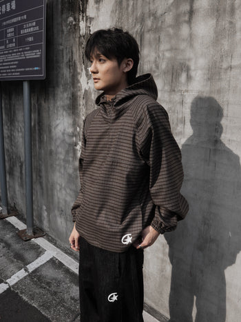 " MADE 𝗚𝘂𝗯𝗮𝗻 " 星星格紋拉鍊連帽衫