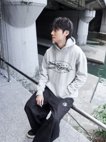 【GUBAN】塗鴉logo連帽絨毛長袖帽T