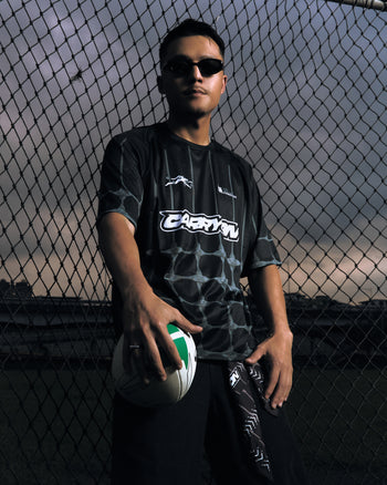 CARRYON 26SS Arrow Football Jersey 箭頭美式球衣 黑色 寬短版型 T-C1072