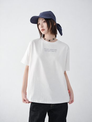 “MADE 𝗚𝘂𝗯𝗮𝗻 " SLOW DOWN GRAPHIC TEE GB-003