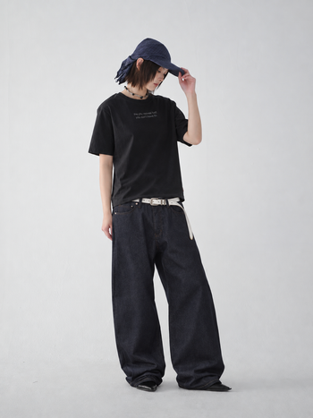 “MADE 𝗚𝘂𝗯𝗮𝗻 " SLOW DOWN GRAPHIC TEE GB-003