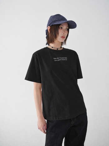 “MADE 𝗚𝘂𝗯𝗮𝗻 " SLOW DOWN GRAPHIC TEE GB-003