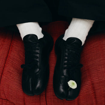 6CRAYON Thin-Sole TABI Sneakers 分趾皮鞋 AC-C187