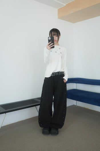 金屬排扣彎刀闊腿牛仔寬褲