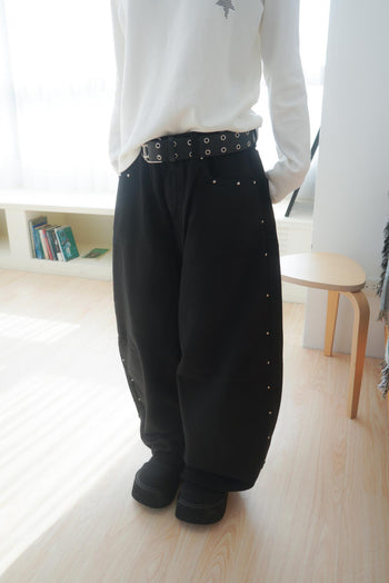 金屬排扣彎刀闊腿牛仔寬褲