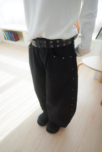 金屬排扣彎刀闊腿牛仔寬褲