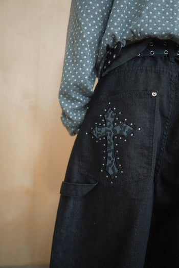 水鑽豹紋十字架寬鬆彎刀牛仔褲