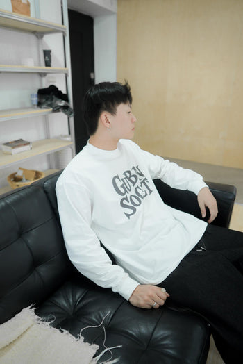 大LOGO休閒素色長袖上衣