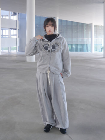 J-H92 韓國立體抽繩愛心貼布連帽外套