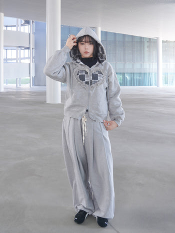 J-H92 韓國立體抽繩愛心貼布連帽外套