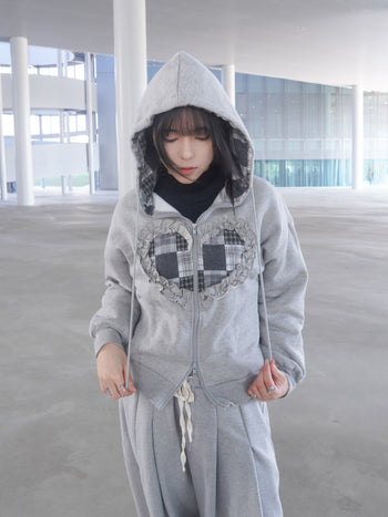 J-H92 韓國立體抽繩愛心貼布連帽外套