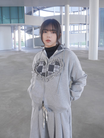 J-H92 韓國立體抽繩愛心貼布連帽外套