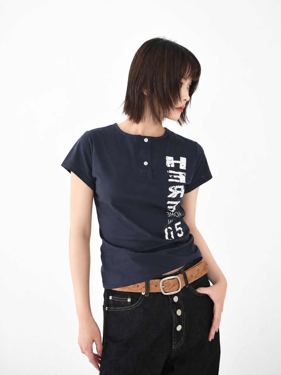 正韓亨利領修身短T-Shirt T-K1102