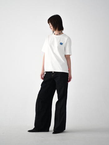 “MADE 𝗚𝘂𝗯𝗮𝗻 " 貓咪 CAT STAMP TEE GB-004