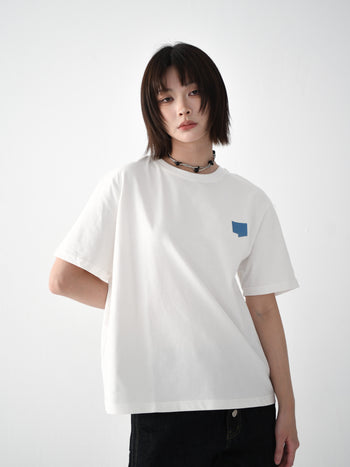 “MADE 𝗚𝘂𝗯𝗮𝗻 " 貓咪 CAT STAMP TEE GB-004