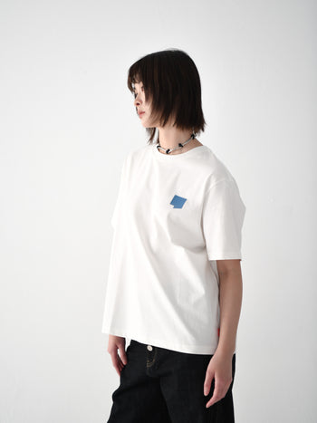 “MADE 𝗚𝘂𝗯𝗮𝗻 " 貓咪 CAT STAMP TEE GB-004