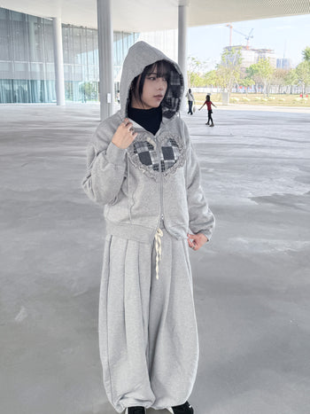 J-H92 韓國立體抽繩愛心貼布連帽外套