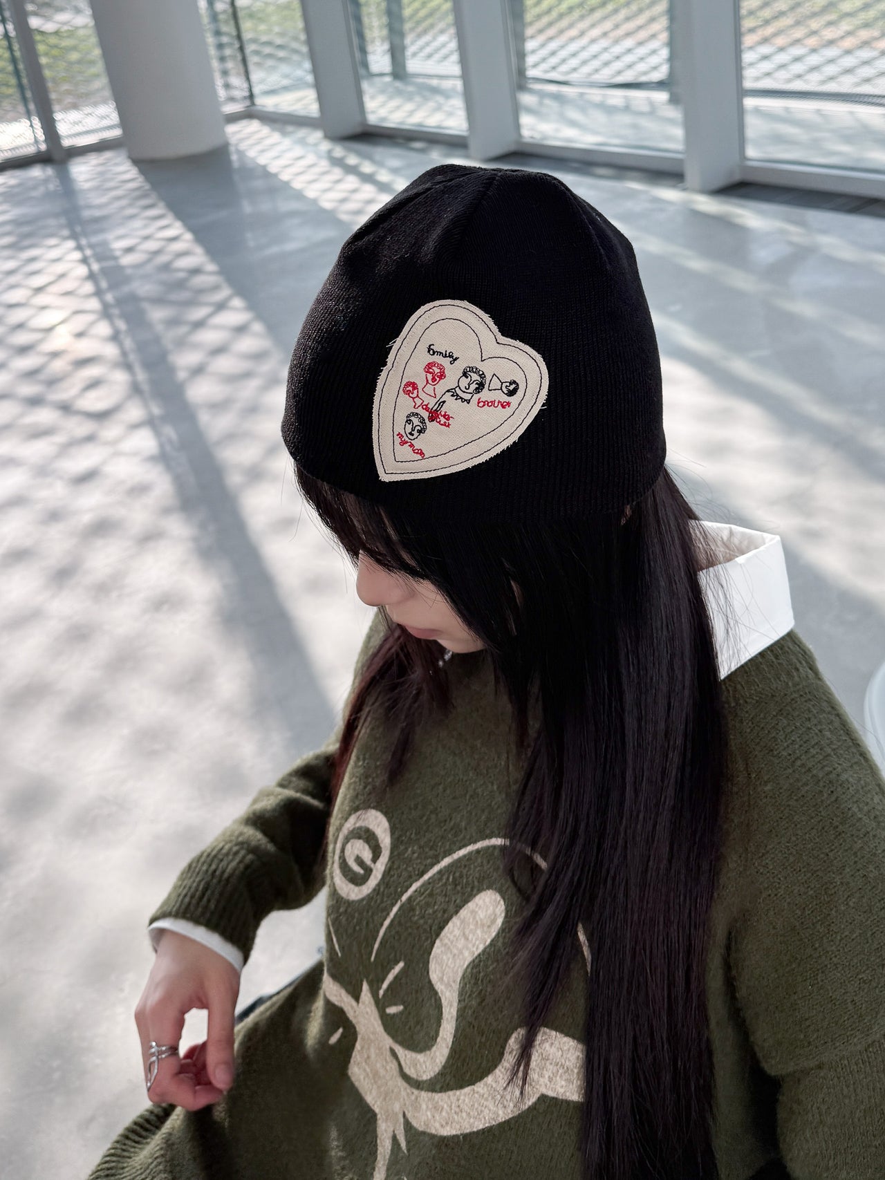 AC-L142 韓國愛心貼布針織冷帽
