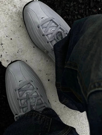 Nike Shox Z metallic-logo sneakers 後避震金屬銀彈簧鞋 AC-N190