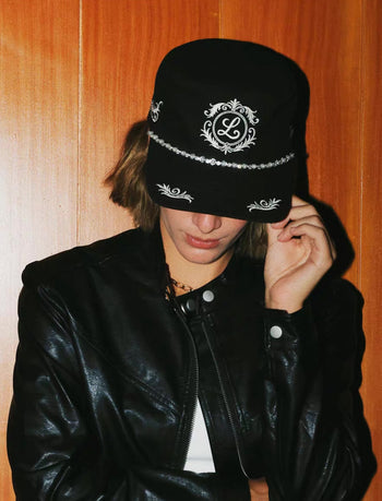 8LOME 平頂復古老錢珍珠刺繡彎簷棒球帽