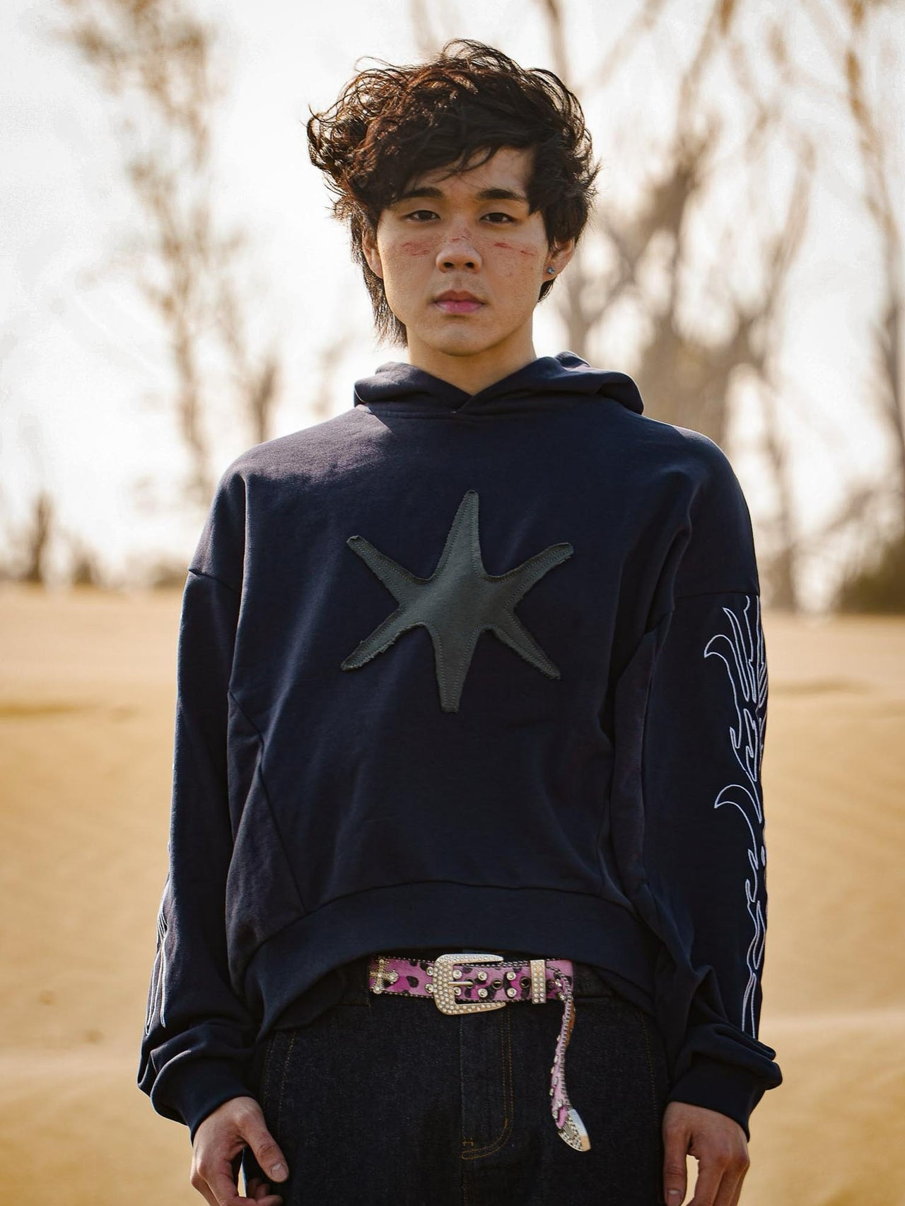 WBI 26AW DUSTLINE / UND-04 刺繡帽衫