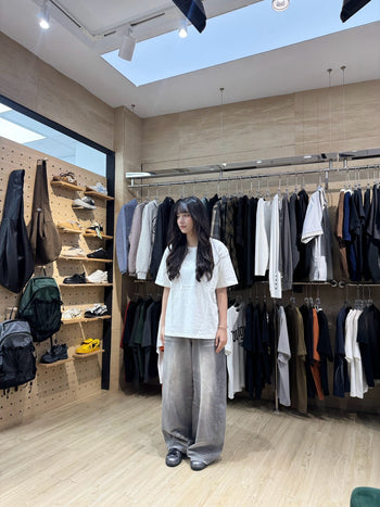 “MADE 𝗚𝘂𝗯𝗮𝗻 " CLEAN FIT BASIC TEE  (白色) GB-001