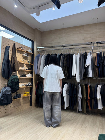 “MADE 𝗚𝘂𝗯𝗮𝗻 " CLEAN FIT BASIC TEE  (白色) GB-001