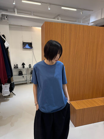 “MADE 𝗚𝘂𝗯𝗮𝗻 " CLEAN FIT BASIC TEE (藍色) GB-001