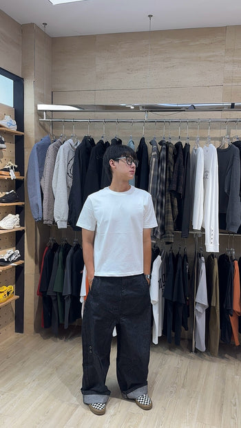 “MADE 𝗚𝘂𝗯𝗮𝗻 " CLEAN FIT BASIC TEE  (白色) GB-001