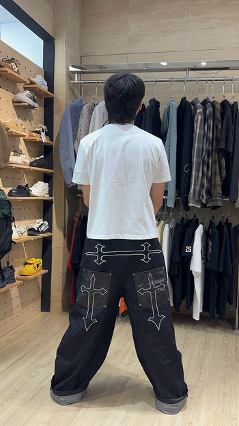 “MADE 𝗚𝘂𝗯𝗮𝗻 " CLEAN FIT BASIC TEE  (白色) GB-001