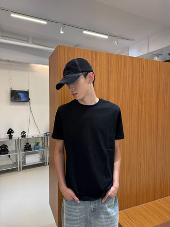 “MADE 𝗚𝘂𝗯𝗮𝗻 " CLEAN FIT BASIC TEE  (黑色) GB-001
