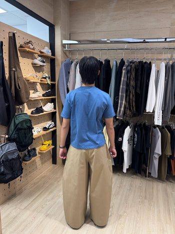 “MADE 𝗚𝘂𝗯𝗮𝗻 " CLEAN FIT BASIC TEE (藍色) GB-001